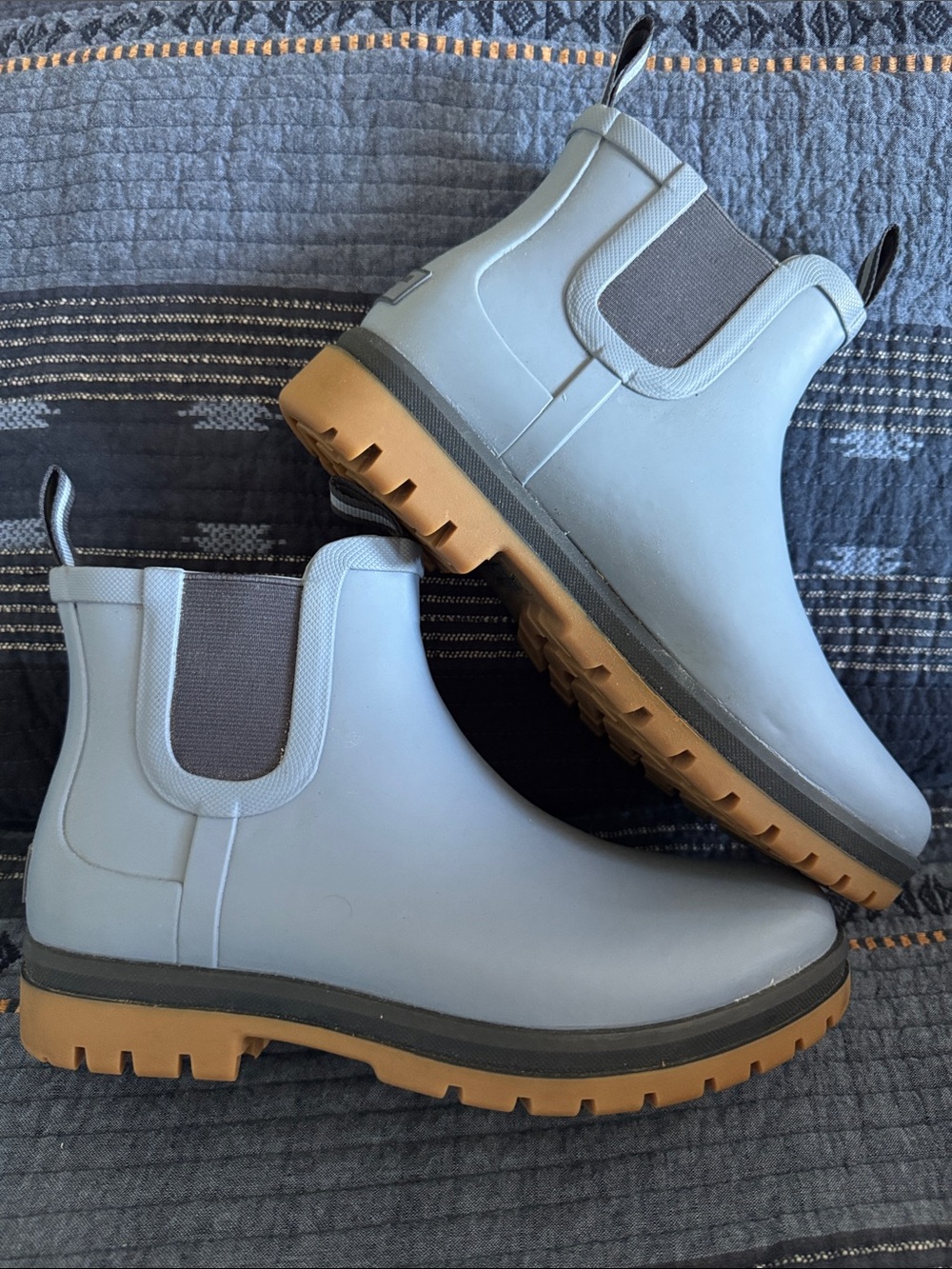 L.L. Bean Women's Rugged Wellie Chelsea Ankle Boots Size 8
